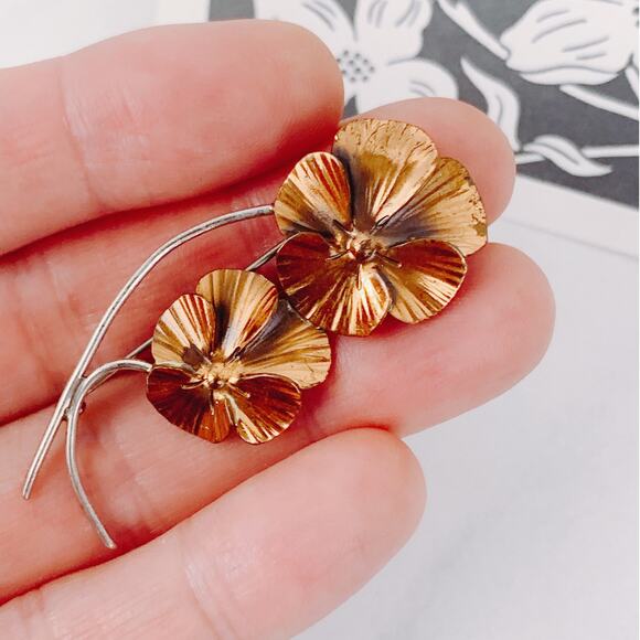 VTG Signed Stuart Nye 50s 60s Copper, Sterling Silver Double Flower Brooch Pin - Picture 2 of 13